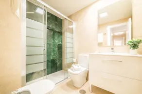 La Serna Premium Center - Image 5