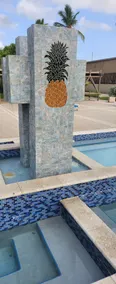 Resort living at the beach. - Image 4