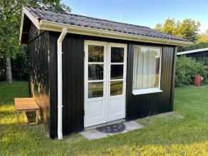 Swedish cottage with ocean views in peaceful nature - Image 4