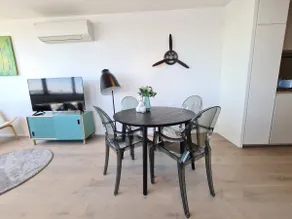 Stylish waterfront apartment - Image 3