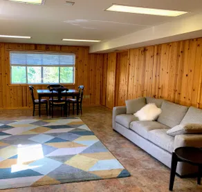 Quiet getaway on 5 Acres with Mt Hood View! - Image 4