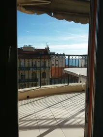 Seaview, Terrasse and Pool - Image 5