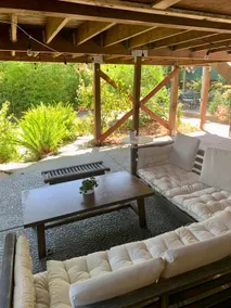 Charming garden studio with outdoor space - Image 4