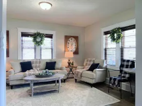 Charming 4 Bedroom Home Away From Home - Image 2
