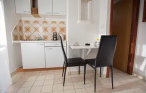 Studio apartment by the sea - Image 5