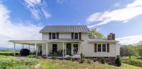 Julian's Place-Modern Farmhouse with Amazing Views - Image 3