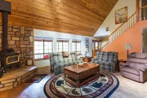 Deer Run Chalet (neighborhood lake access) - Image 2
