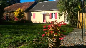 Corréze, 4 bedroom cottage, 6, 8, 10 people. - Image 2