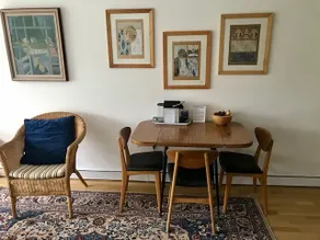 1st floor bright, airy studio, private entrance - Image 5