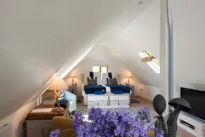 The Upper Deck Stunning converted open plan barn. - Image 5