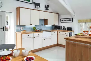 Orchard Barn Cornwall - Image 5