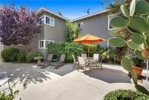 Private 1BR Retreat two blocks from the Beach - Image 5