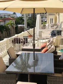 Palm Beach Paradise Walk to Beach Pool WiFi 86" TV WiFi - Image 2