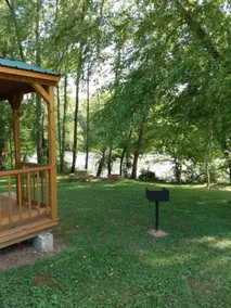 Summer Shoals Cabin #4. A quiet OFF GRID hideaway - Image 3