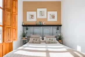 Explore Valencia from a Central Apartment - Image 3