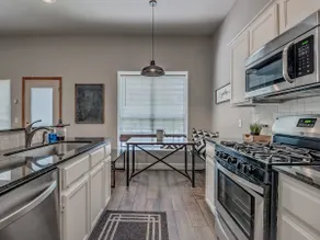 ★ ★ ★ ★★Thunderbird Farmhouse OU/Lake/Hike-5acres - Image 4
