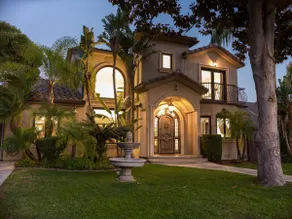 Stunning Mediterranean with pool, spa, bbq, gym. - Image 4