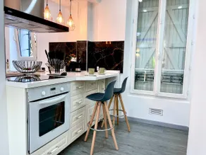 Beautiful villa, large parking lot, close to Paris - Image 5