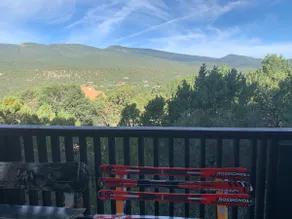 Mountain View Estates with an Awesome view and 4br - Image 2