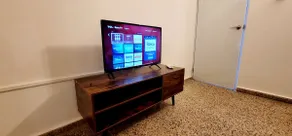 Aviator Vacation Headquarter 2BR-A/C- King Bed - Image 2