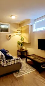 Cozy Lower Level Suite - Country Hills NW - Image 3