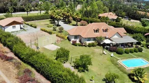 Beautiful cabin, swimming pool, vacation and wine tour - Image 5