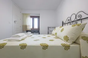 Grandma's little house - Image 4