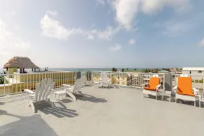 Roof top Pool Access, Queen suite! - Image 3
