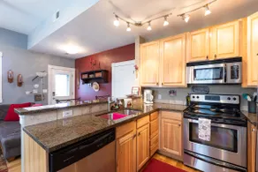 Private Condo in heart of downtown Golden, CO. - Image 2