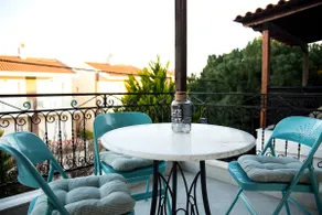 Seasidelongo Houses 1 min from the beach of Nikiti - Image 3