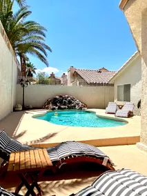 PRiVATE PoOL+10min to Strip, Airport & Stadiums - Image 4