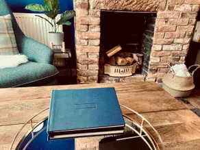 The Tenth House, Grade II Listed Georgian Town House, Wirksworth, Derbyshire, Peak District Cottage, Sleeps 4 - Image 2