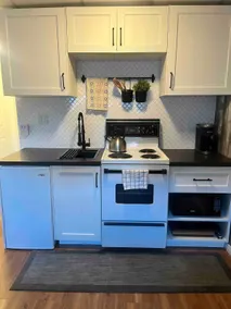 Charming Central Unit - Image 3