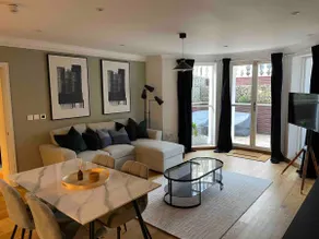 Stunning apartment by The Leas, West End - Image 3