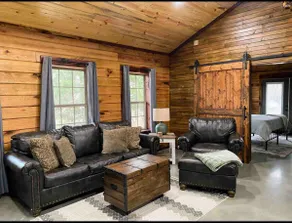 The Cozy Pines Cabin - Image 2