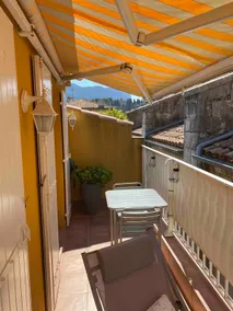 Appartement tout confort au coeur du village - Image 3