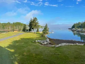 Gorgeous Oceanfront Estate in Peggy’s Cove - Image 5