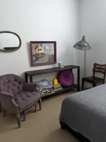 Comfortable clean home close to mountains and town - Image 5