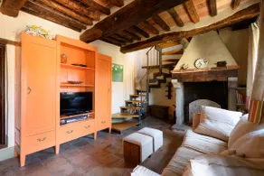 Bramasole: Peace in the countryside - Image 5