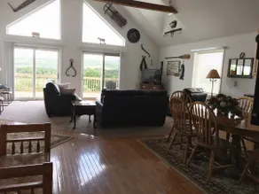 Countryside Zen Cottage with remarkable views - Image 2