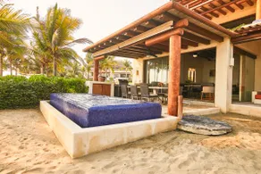 ”Villa Noche, Playa, Luna” (Night, Beach, Moon Villa) G27 - Image 2