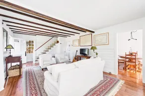 Hutson Cottage - Image 3