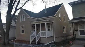 3 bedroom apartment in hip northeast Minneapolis! - Image 2