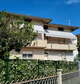 Charming attic apartment in Gabicce Mare - Image 4