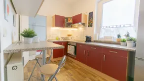 *Central_50m2_Kitchen_Washer_Netflix_Parking - Image 3