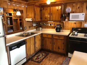 Forest Lodge & Bunkhouse - Image 5