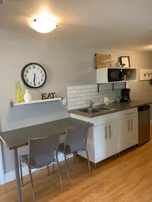 Downtown Loft - Image 5