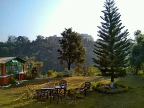 5 rooms heritage bungalow in the midst of forest - Image 3