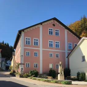 Vacation at the monument in the Altmühltal Nature Park - Image 2