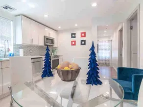 beautiful Modern apartment, close to everything ! - Image 4